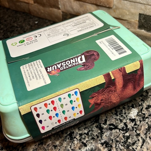 Painted Dinosaur NIB - Picture 6 of 8